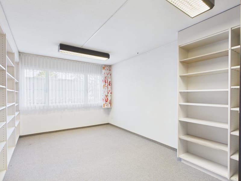 Maison de famille exclusive de 6,5 pièces avec piscine, jardin d'hiver et beaucoup de privacité à Arch BE (19)