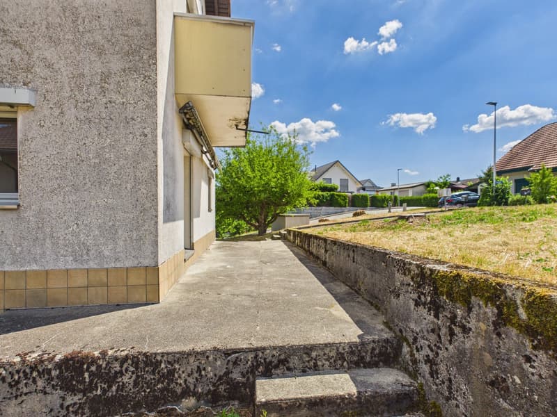Home with a far-reaching view – renovation object with development potential (2)