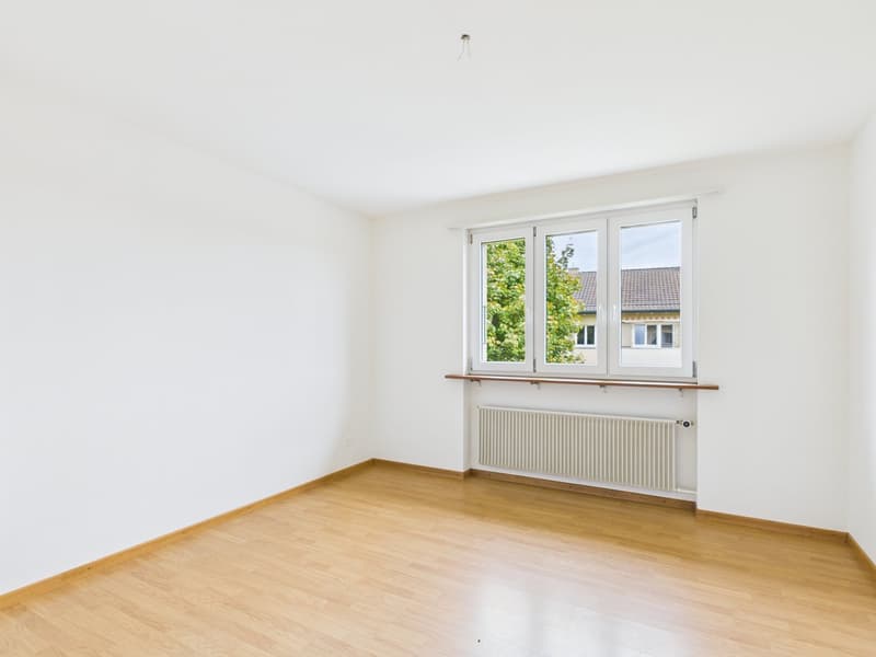 Charmante 4.5-Zimmer-Wohnung mit Balkon in Solothurn (10)