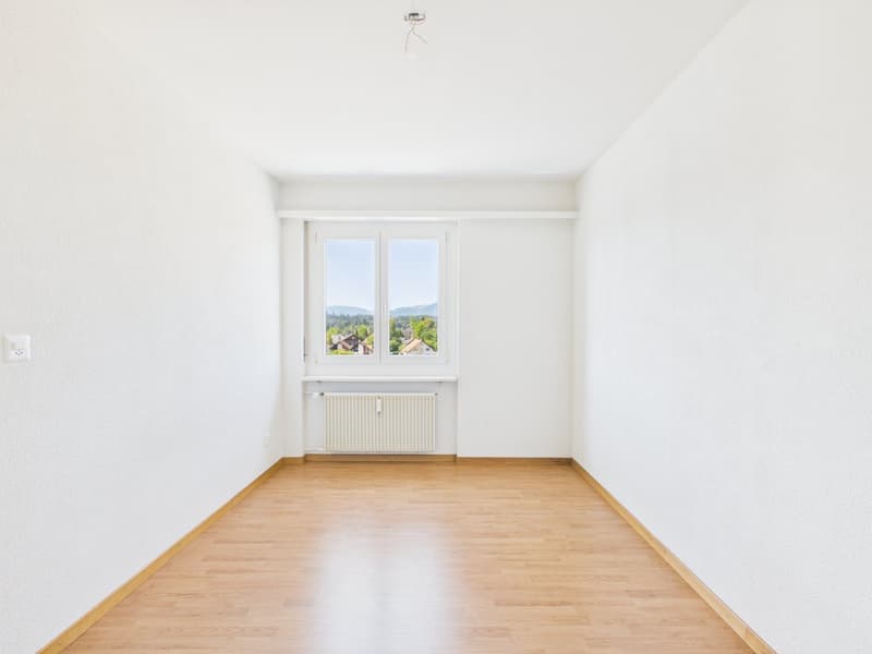 Helle 4.5-Zimmer-Wohnung mit sonnigem Balkon in Aarwangen – ab sofort verfügbar! (9)