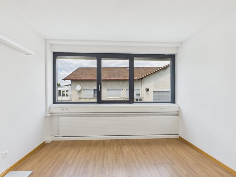 Flexible Büroräume ab 10m2 bis 300m2 in Münsingen (3)