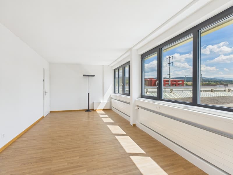 Flexible Büroräume ab 10m2 bis 300m2 in Münsingen (14)