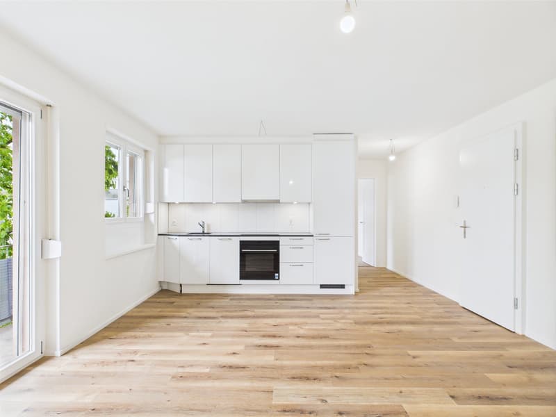 Frisch saniert & stilvoll: 2-Zimmerwohnung mit Balkon an ruhiger Lage (2)