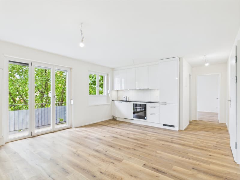 Frisch saniert & stilvoll: 2-Zimmerwohnung mit Balkon an ruhiger Lage (1)