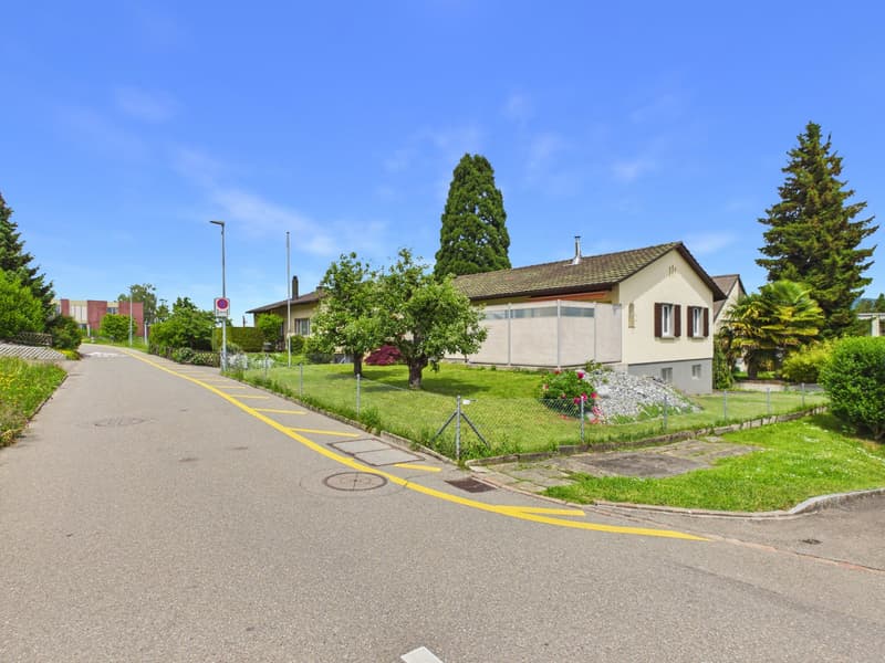 Charmantes 4½-Zimmer-Einfamilienhaus mit Garten in Killwangen (28)