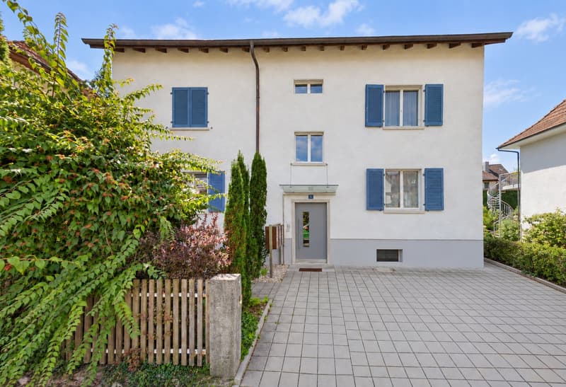 Einstellhallenplatz in gepflegter Tiefgarage zu vermieten (3)
