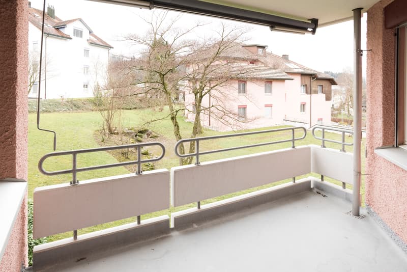 SFP-LaupenNR22_Balkon