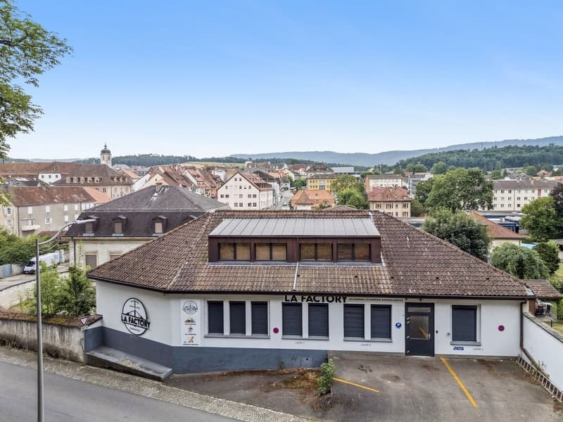 Magnifique Immeuble de rendement, rénové au centre de Porrentruy (6)