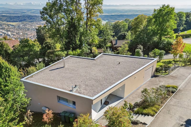 Una dimora d'eccezione a Macolin, Eleganza, comfort e panorama alpino (3)