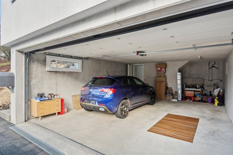 Traumwohnung, Design und funkelnder Blick auf Moutier (13)