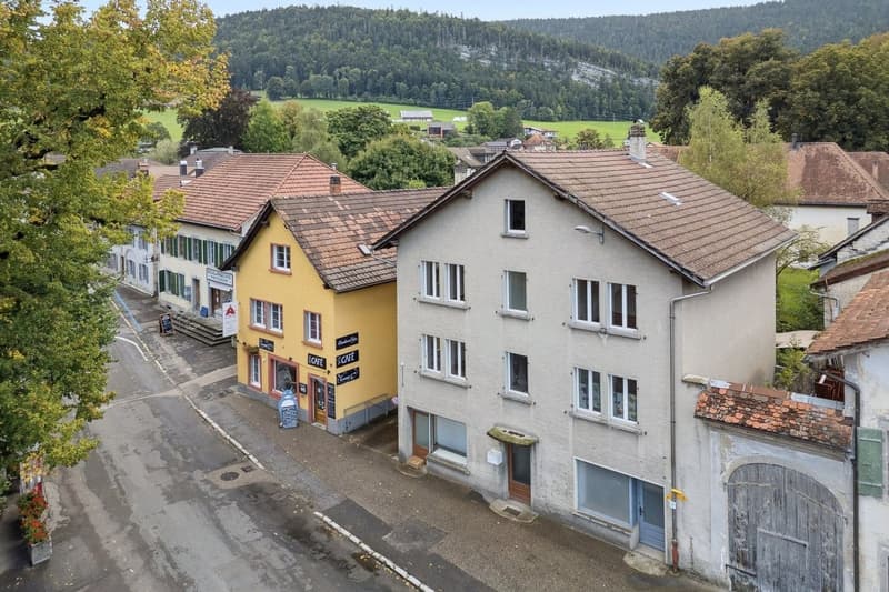 Maison centre-ville Môtiers, idéale pour une grande famille (2)