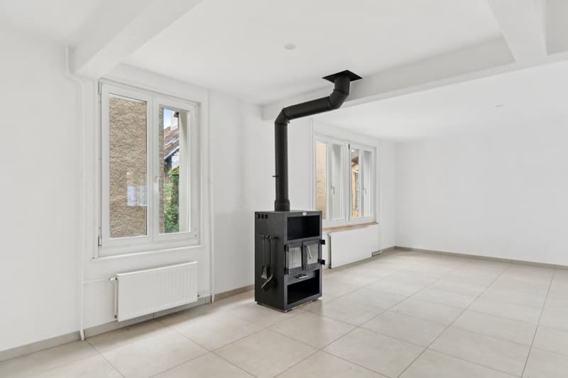 House in the city center of Môtiers, ideal for a large family (13)