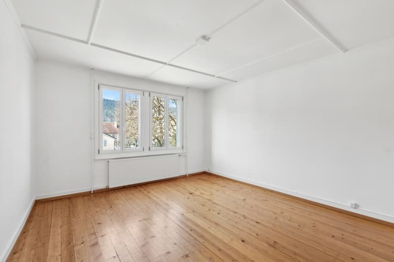 Haus im Stadtzentrum von Môtiers, ideal für eine große Familie (8)