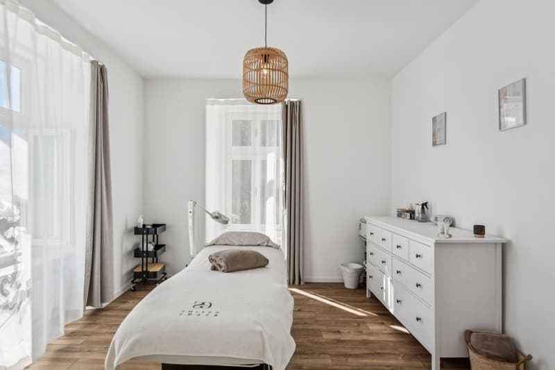 Superbe opportunité. Un bel immeuble résidentiel à vendre à Corgémont. (12)