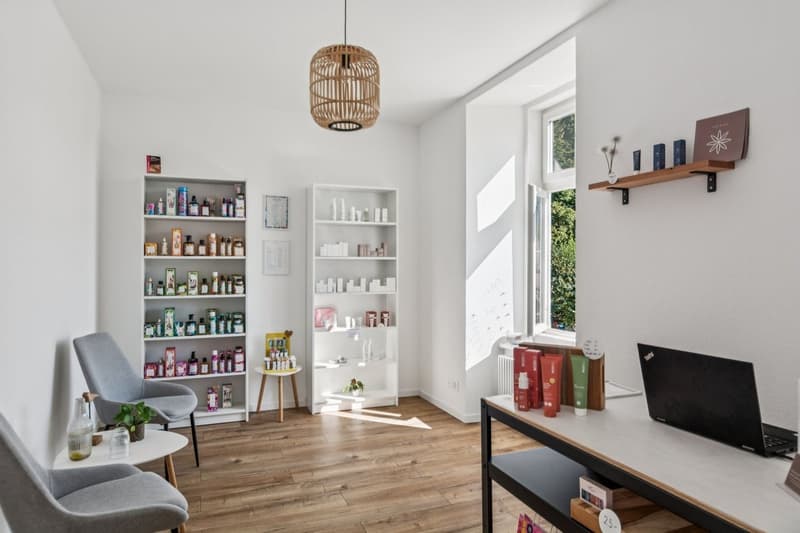 Superbe opportunité. Un bel immeuble résidentiel à vendre à Corgémont. (11)