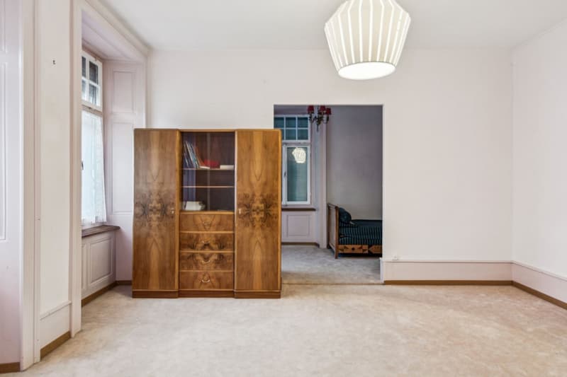 Sonvilier: Timeless Elegance and Lush Horizon in the Heart of (4)