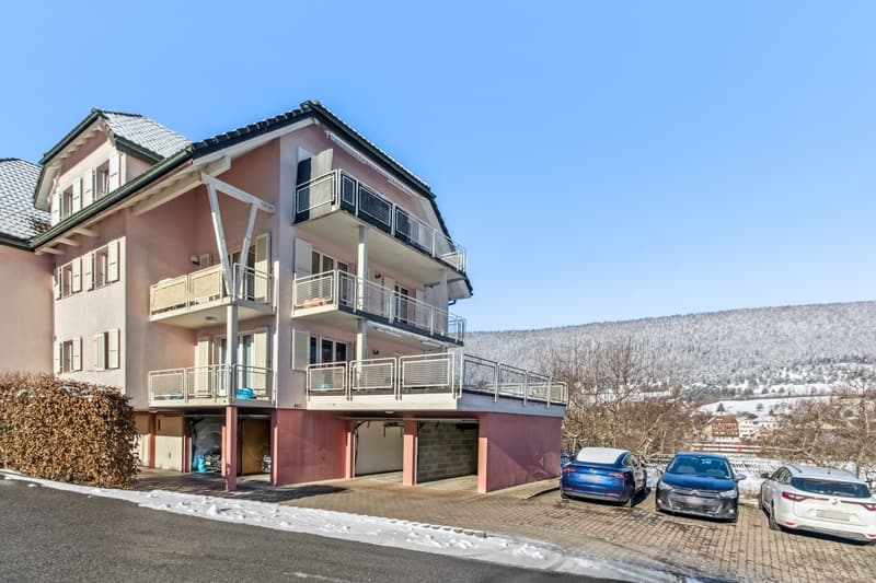OPPORTUNITÀ RARA A CORGÉMONT: Bellissimo appartamento di 5.5 locali con garage-laboratorio (4)
