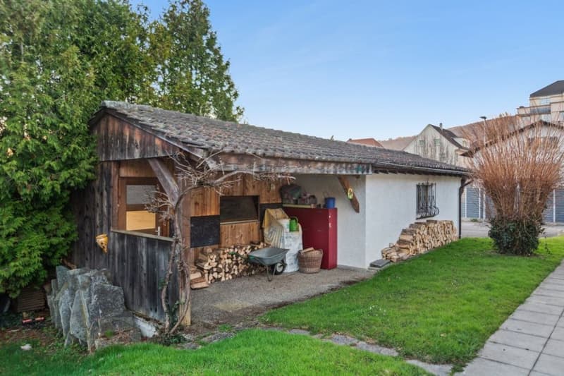 Opportunité Rare : Domaine au Bord de l'Eau & Potentiel de Développeme (7)