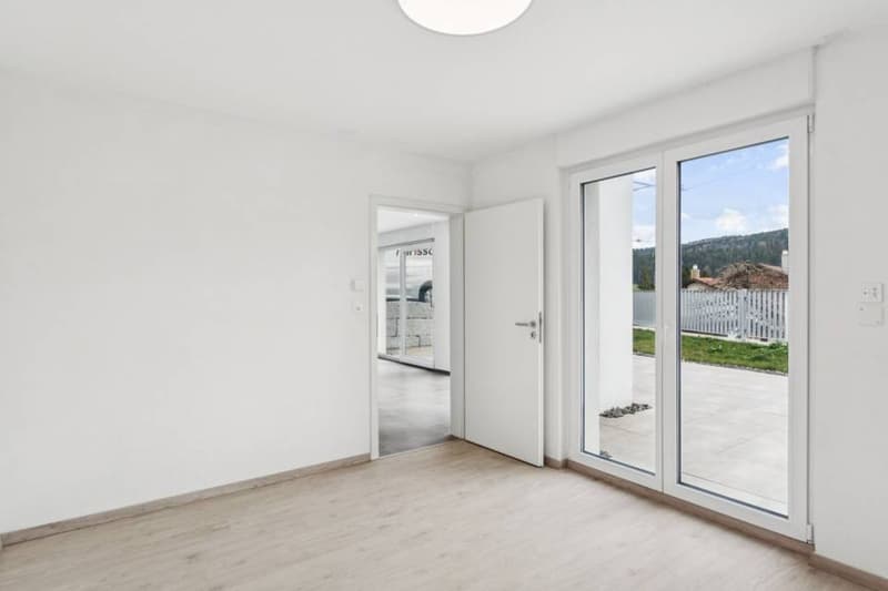 L'Eccellenza Accessibile: La Vostra Nuova Villa da CHF 800.- al mese (13)