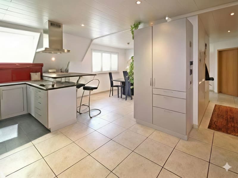 Prestigieux Duplex 5.5 pces "Pieds dans l'eau" avec Salle d'Escalade (9)