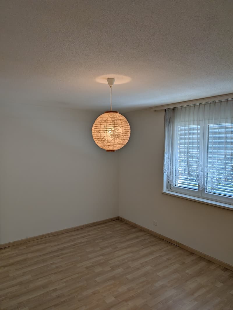 Charming 3.5-room attic apartment in Münsingen – Available immediately! (2)