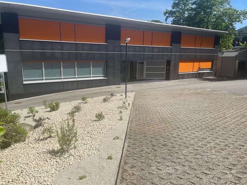Moderne Büros (von 180 bis 810 m²) zu außergewöhnlichen Konditionen in strategischer Lage (4)