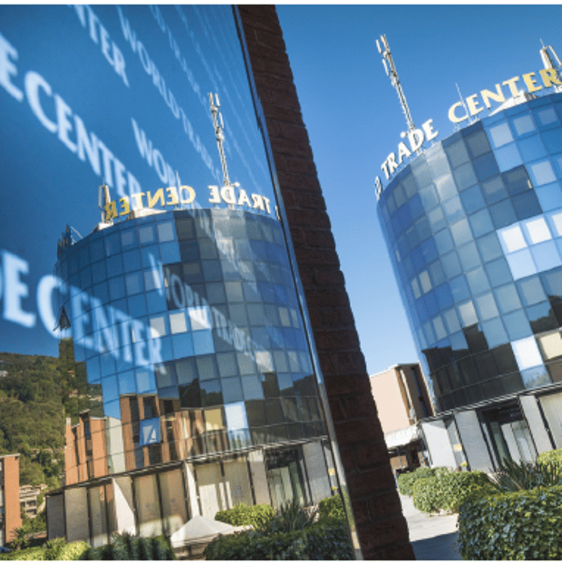 Bureaux élégamment aménagés de 125 m² à 370 m² au WTC LUGANO, une adresse importante (3)