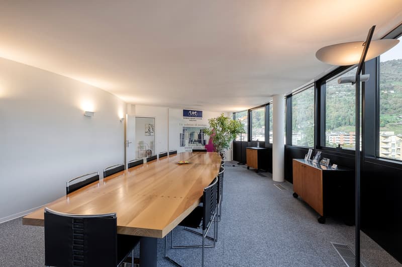 Uffici elegantemente arredati da 125 MQ a 370 MQ al WTC LUGANO, un indirizzo importante (5)