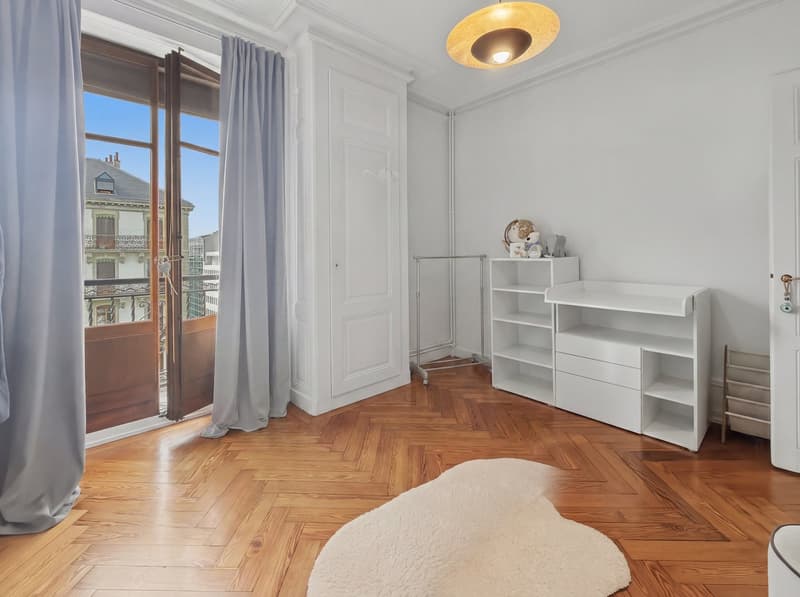 Charmant appartement de 5 pièces (2 chambres) au cœur de Genève – Boulevard Helvétique (14)