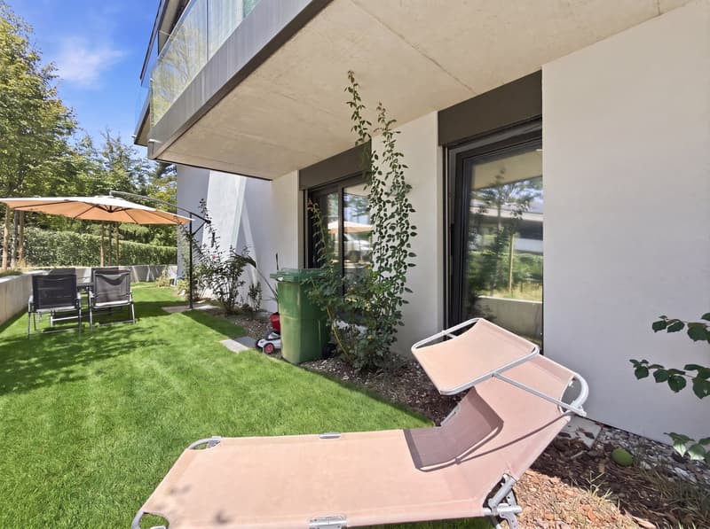 Appartement meublé de standing en rez-de-jardin (20)
