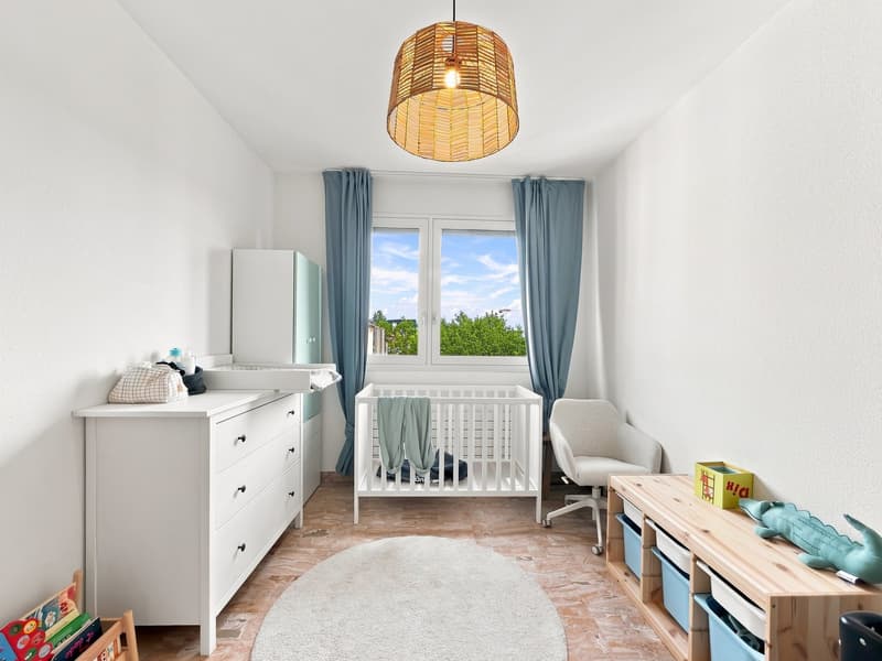 Spacieux appartement familial de 5.5 pièces avec balcon et parking à Carouge (14)