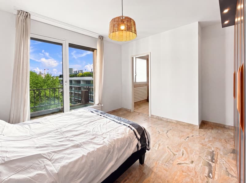 Spacieux appartement familial de 5.5 pièces avec balcon et parking à Carouge (10)