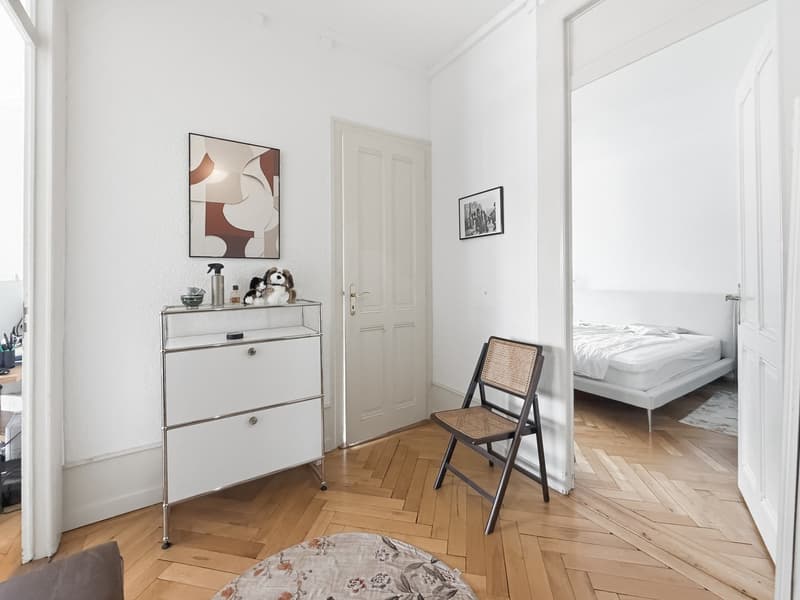 Appartement meublé avec balcons - Bail jusqu'au 31 août 2027 (7)