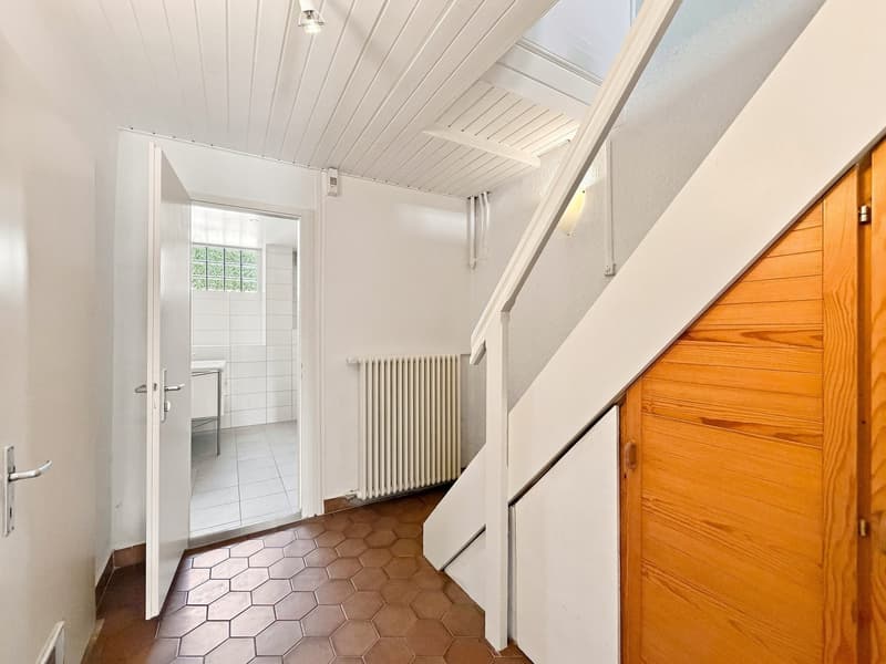Spacieux appartement 5 pièces en duplex à Confignon (7)