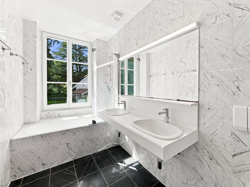 Spacieux appartement de 6.5 pièces avec charme et caractère à Chambésy (18)