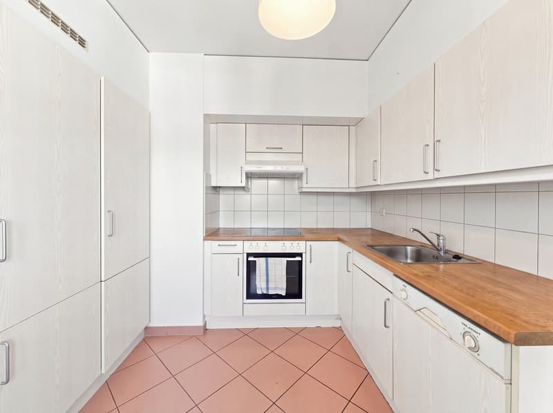 Duplex de 4 pièces avec balcon en attique (6)