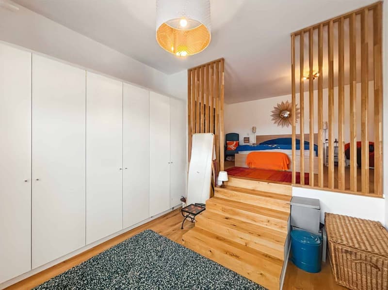 Triplex 6.5 rooms with lake view, completely renovated (9)