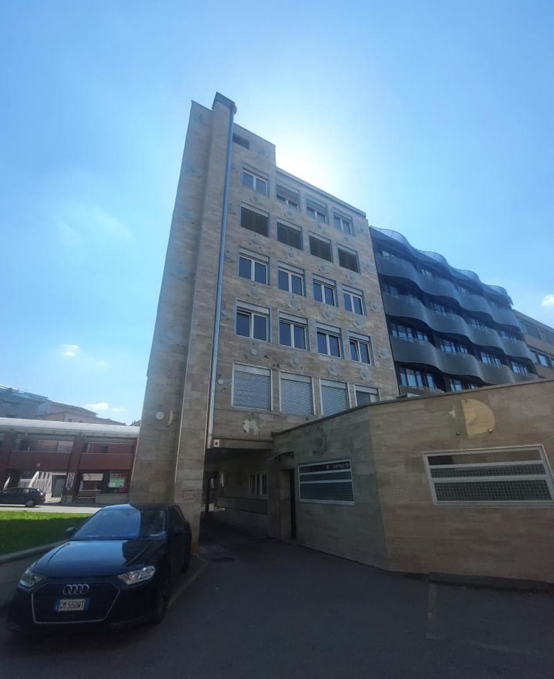 Mendrisio - EDIFICIO COMMERCIALE A REDDITO (5)