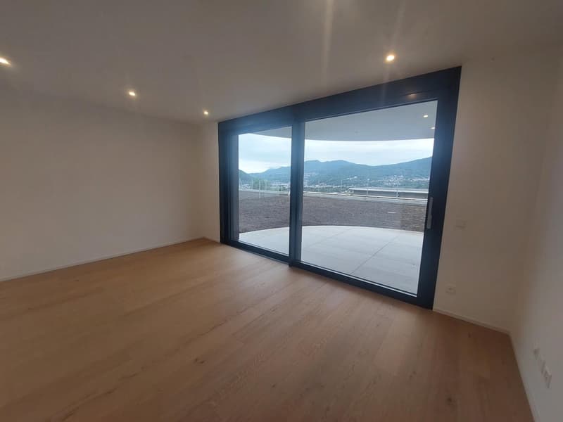 Montagnola: Appartement de luxe avec vue panoramique et jardin privé (8)