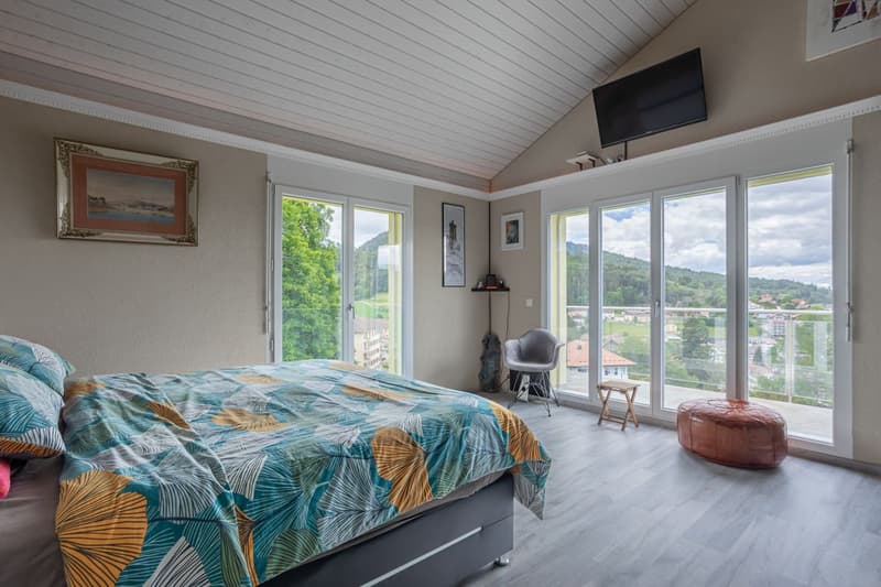 Villa de 5.5 pièces : Elégance contemporaine et panorama d'exception ! (6)