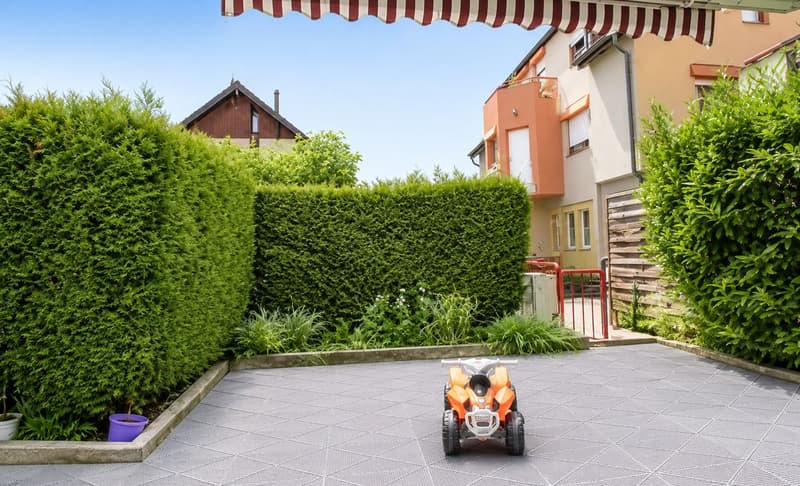 Appartamento di 3.5 locali: Uno spirito di villaggio alle porte del centro città (8)