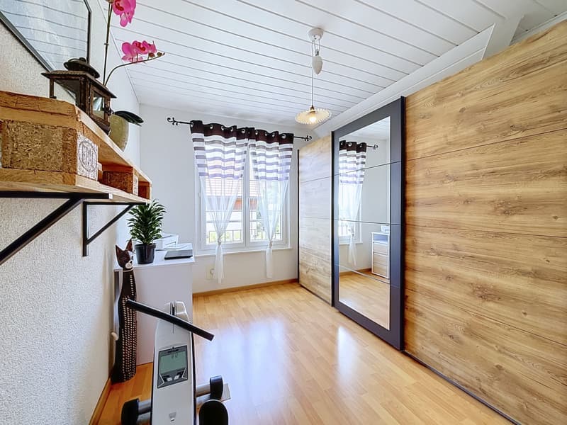 villa 4.5 pièces - Villa Mitoyenne 4,5 pièces- Chézard-St-Martin (10)