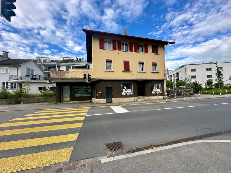 Fully Rented in the Center (5)