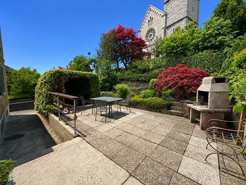 CENTRALLY LOCATED, PRACTICAL GOOD CONDITION (NEW KITCHEN) (7)