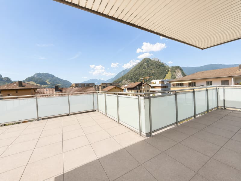 Exklusive Attika-Maisonette mit Panorama-Aussicht in bester Lage von Stansstad (8)