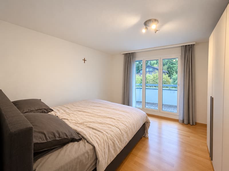 Charmante Dachwohnung mit Balkon und schöner Aussicht in Zofingen (7)