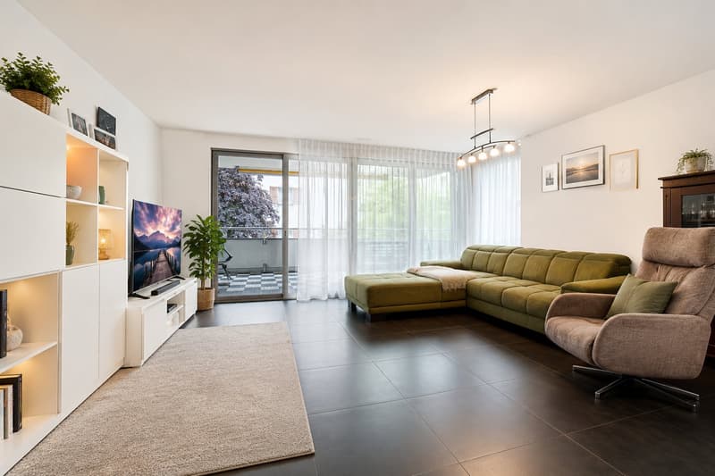 Moderne 3.5-Zimmer-Wohnung mit Balkon in Dübendorf – ab September 2026 verfügbar (1)
