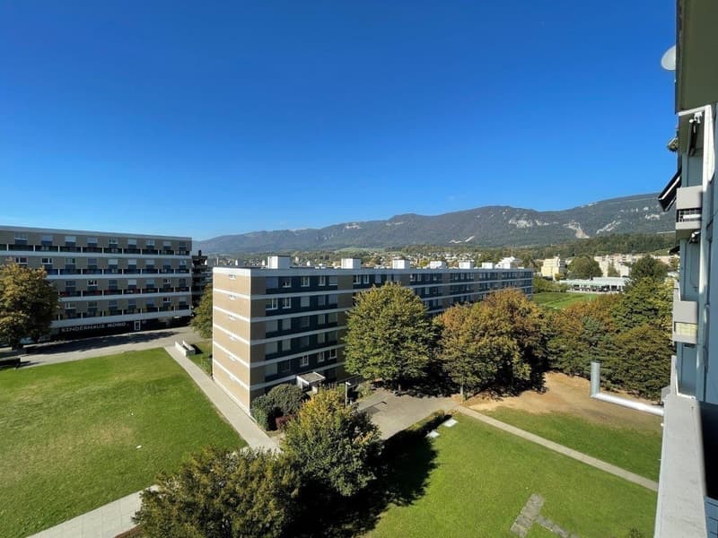 Moderne 3.5-Zimmer-Wohnung mit Bergblick in Bellach (11)
