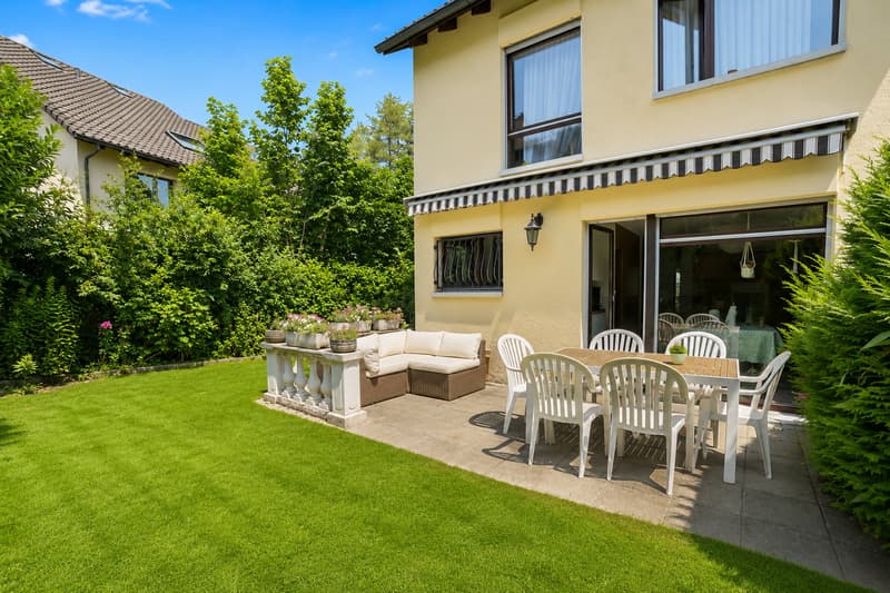 Charmantes 6.5-Zimmer-Einfamilienhaus in Stadt Zürich (1)