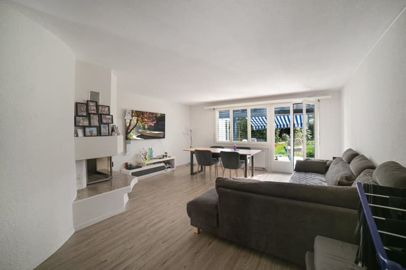 Charmantes 5.5-Zimmer-Reihenhaus in Bäretswil (2)